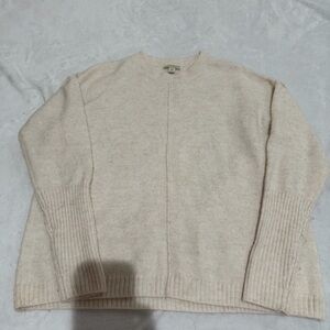 Women's Cream Crew Neck Sweater